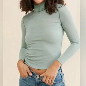 Madewell Green Mockneck T-Shirt Size XS Semi-Sheer Knit Form Fitting Top NWT